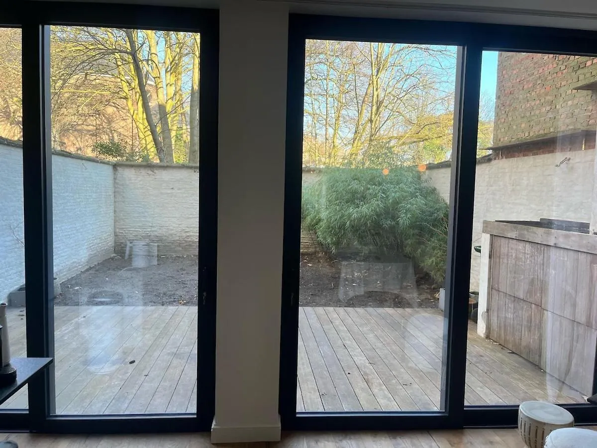 אנטוורפן Completely Renovated Apartment